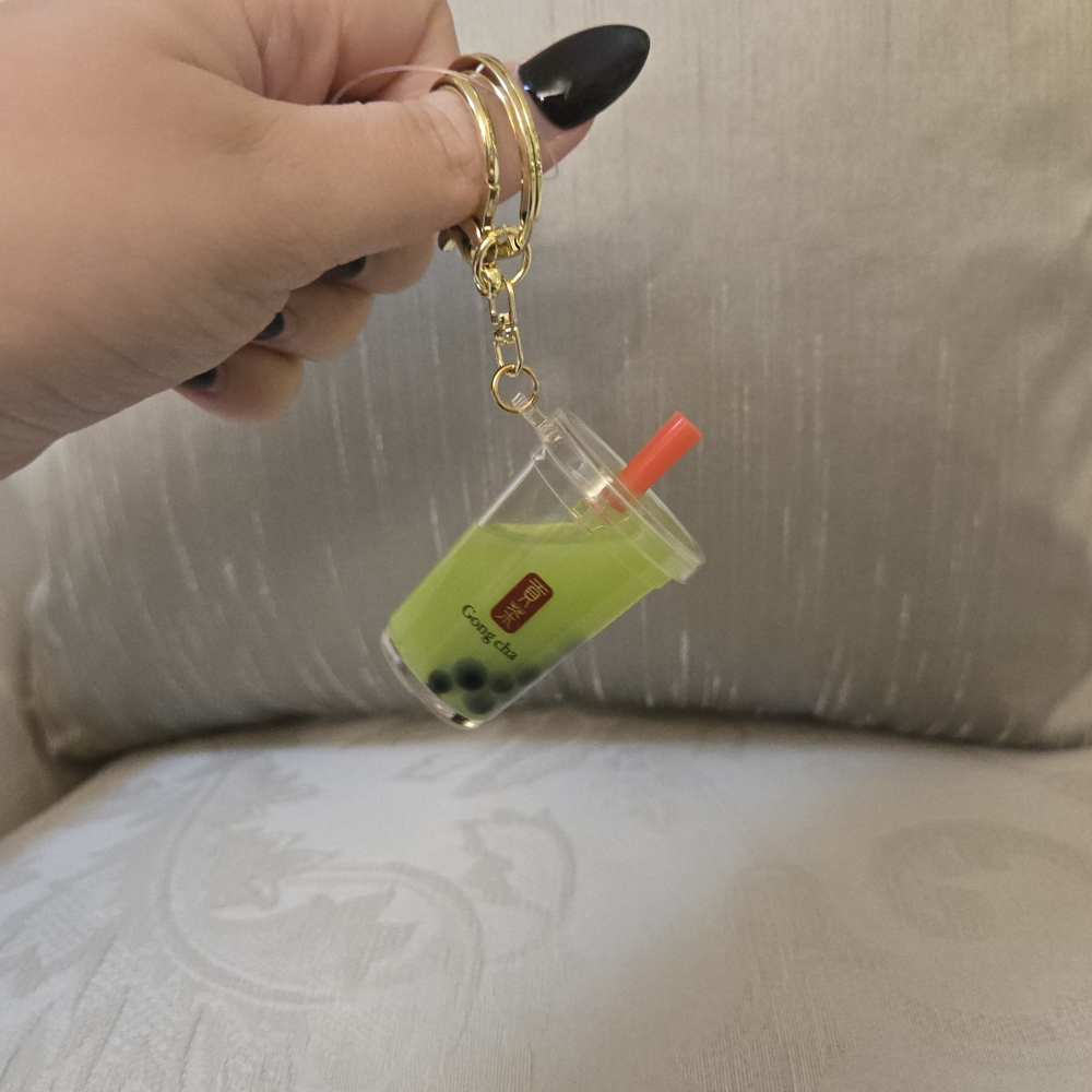 Gong Cha "Bubble Tea" Keychain with Lobster Claw & Ring, Green - Picture 2 of 9